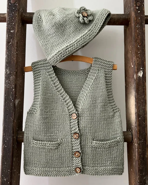 Ava & Archie Vintage Vest & Hat